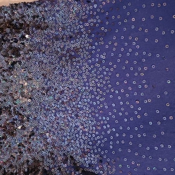 Blue sequence tank - Picture 5 of 7